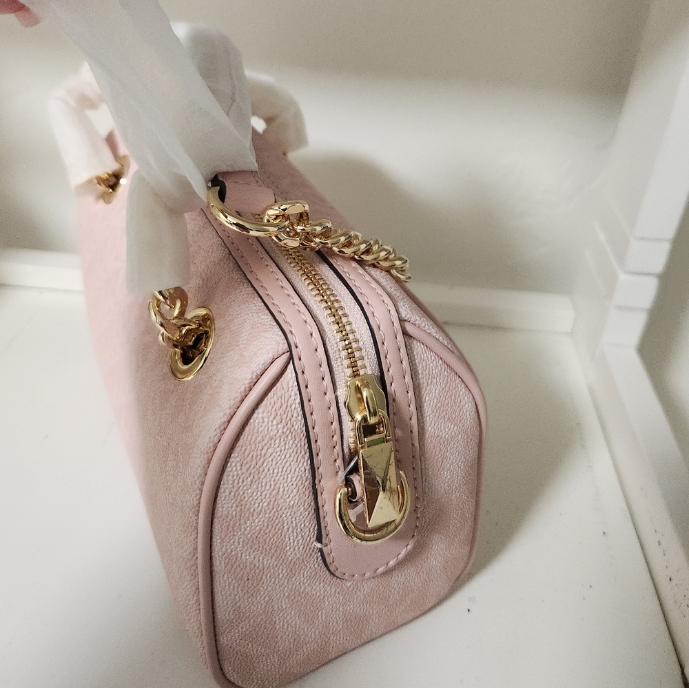 New Michael Kors bag - Picture 2 of 5